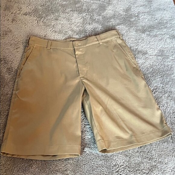 Nike Tan Men's Golf Shorts - Picture 1 of 6